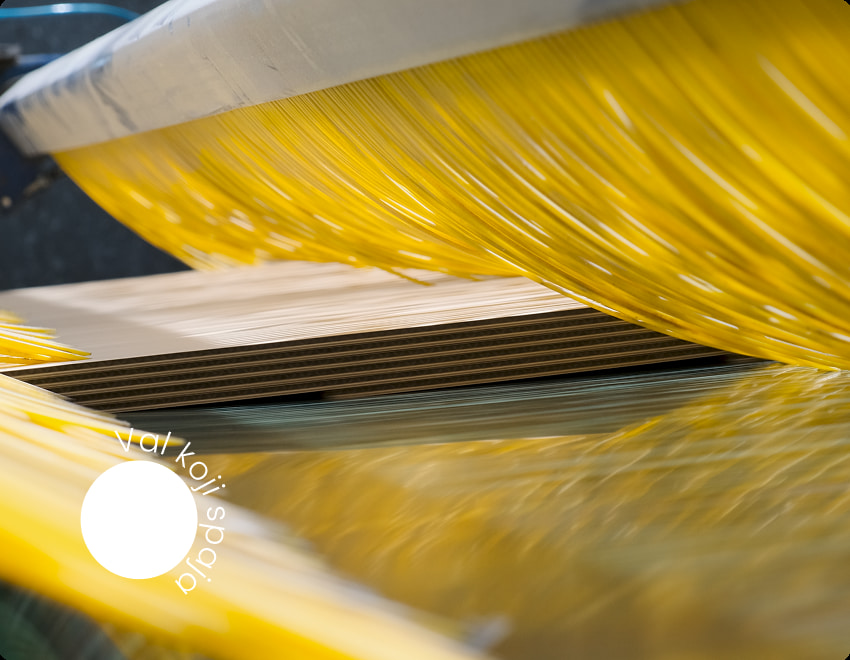 Srb proces karton val